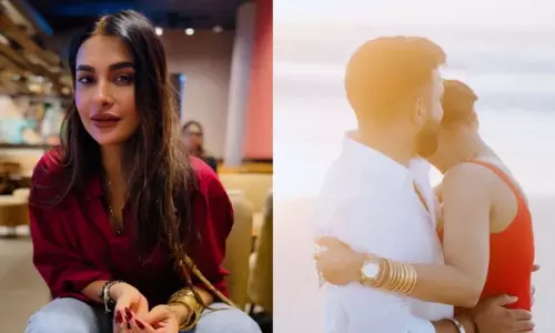 Eijaz Khan से ब्रेकअप के बाद पवित्रा पुनिया ने की मिस्ट्री मैन से सगाई Eijaz Khan से ब्रेकअप के बाद पवित्रा पुनिया ने की मिस्ट्री मैन से सगाई