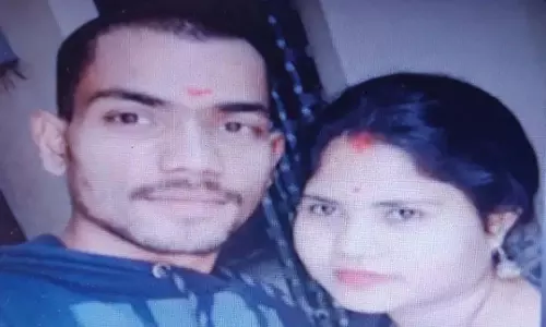 Bengaluru के फ्लैट में ओडिया कपल मृत पाए गए, आत्महत्या का शक Bengaluru के फ्लैट में ओडिया कपल मृत पाए गए, आत्महत्या का शक