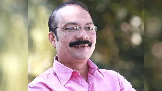 Kerala: सबरीमाला लूट मामले में देवस्वओम बोर्ड के शीर्ष अधिकारियों पर जांच