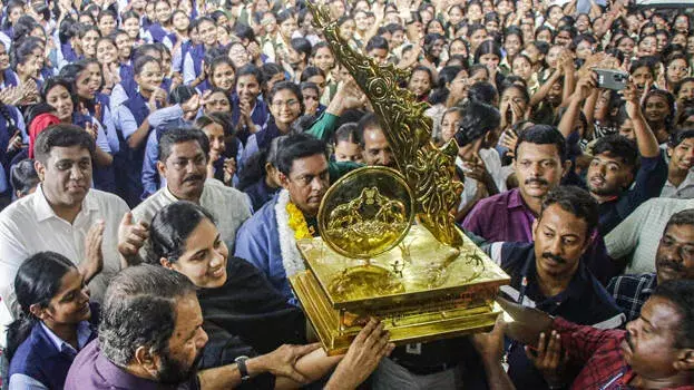 Kerala राज्य विद्यालय खेल महोत्सव का तिरुवनंतपुरम में रंगारंग शुभारंभ हुआ Kerala राज्य विद्यालय खेल महोत्सव का तिरुवनंतपुरम में रंगारंग शुभारंभ हुआ
