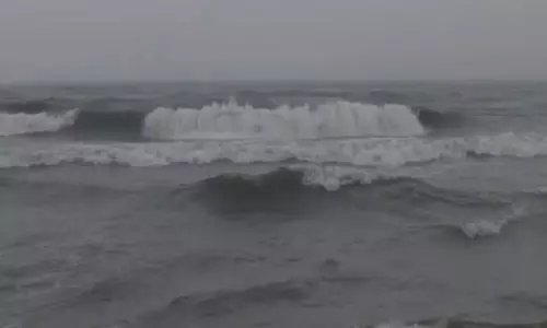 Chennai में भारी बारिश के कारण सभी स्कूल बंद रहेंगे Chennai में भारी बारिश के कारण सभी स्कूल बंद रहेंगे