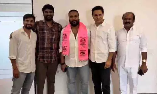 उपचुनाव से पहले कांग्रेस में दरार, गौतम यादव BRS में शामिल उपचुनाव से पहले कांग्रेस में दरार, गौतम यादव BRS में शामिल
