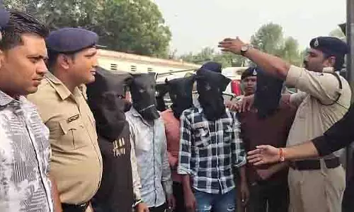 MP: मुरैना पुलिस ने 20 लाख रुपये की दिनदहाड़े डकैती का मामला सुलझाया
