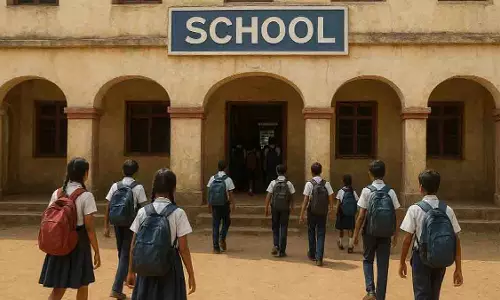 Maharashtra: आधार गड़बड़ी से 10 लाख छात्र शिक्षा प्रणाली से बाहर होने का खतरा
