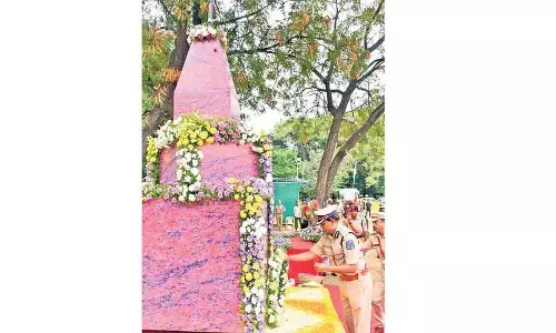 शहीदों का बलिदान अमूल्य है: CP सुधीर बाबू शहीदों का बलिदान अमूल्य है: CP सुधीर बाबू
