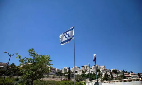 Israeli parliament ने वेस्ट बैंक विलय से जुड़े बिलों को दी मंज़ूरी, ट्रंप ने जताया विरोध Israeli parliament ने वेस्ट बैंक विलय से जुड़े बिलों को दी मंज़ूरी, ट्रंप ने जताया विरोध