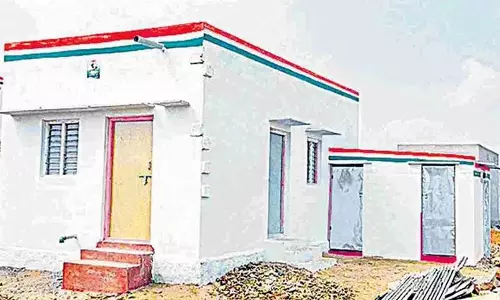 हैदराबाद: इंडिरम्मा हाउसिंग योजना अब शहरी क्षेत्रों में, गरीबों को स्थायी आवास प्रदान करने का लक्ष्य हैदराबाद: इंडिरम्मा हाउसिंग योजना अब शहरी क्षेत्रों में, गरीबों को स्थायी आवास प्रदान करने का लक्ष्य