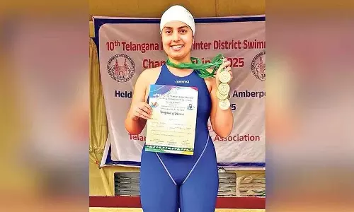 साक्षी यादव ने तेलंगाना मास्टर्स तैराकी चैंपियनशिप में चार गोल्ड जीते साक्षी यादव ने तेलंगाना मास्टर्स तैराकी चैंपियनशिप में चार गोल्ड जीते