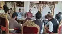 आरक्षण नीति: JKSA ने सरकार से बातचीत के लिए 10 सदस्यीय समिति बनाई आरक्षण नीति: JKSA ने सरकार से बातचीत के लिए 10 सदस्यीय समिति बनाई