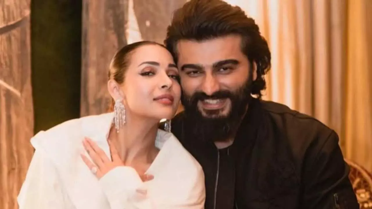 Arjun Kapoor ने पूर्व प्रेमिका मलाइका अरोड़ा को जन्मदिन की बधाई दी Arjun Kapoor ने पूर्व प्रेमिका मलाइका अरोड़ा को जन्मदिन की बधाई दी