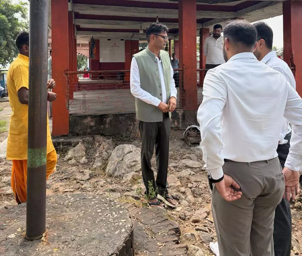 वित्तमंत्री ओपी चौधरी ने किया गजमार पहाड़ के सौंदर्यीकरण कार्यों का निरीक्षण वित्तमंत्री ओपी चौधरी ने किया गजमार पहाड़ के सौंदर्यीकरण कार्यों का निरीक्षण