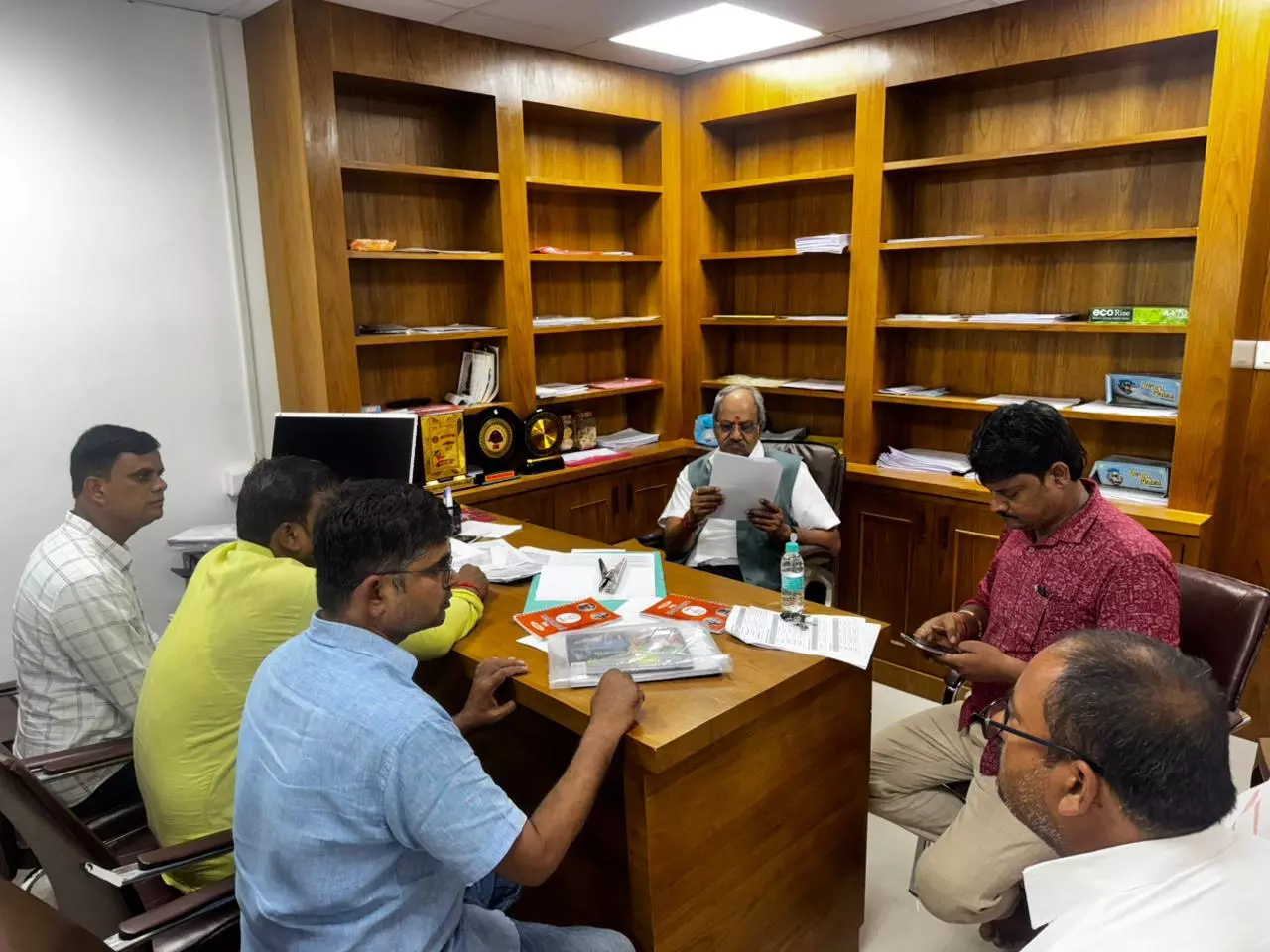 MP बृजमोहन अग्रवाल ने बिहार के वैशाली में संगठनात्मक बैठक ली MP बृजमोहन अग्रवाल ने बिहार के वैशाली में संगठनात्मक बैठक ली