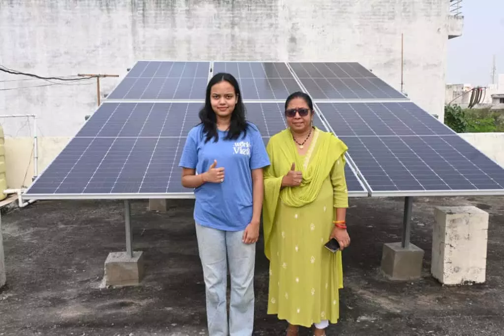 प्रेरणा का घर अब सोलर ऊर्जा से हुआ रोशन, स्वच्छ ऊर्जा के साथ मिली बिजली बिल से मुक्ति प्रेरणा का घर अब सोलर ऊर्जा से हुआ रोशन, स्वच्छ ऊर्जा के साथ मिली बिजली बिल से मुक्ति