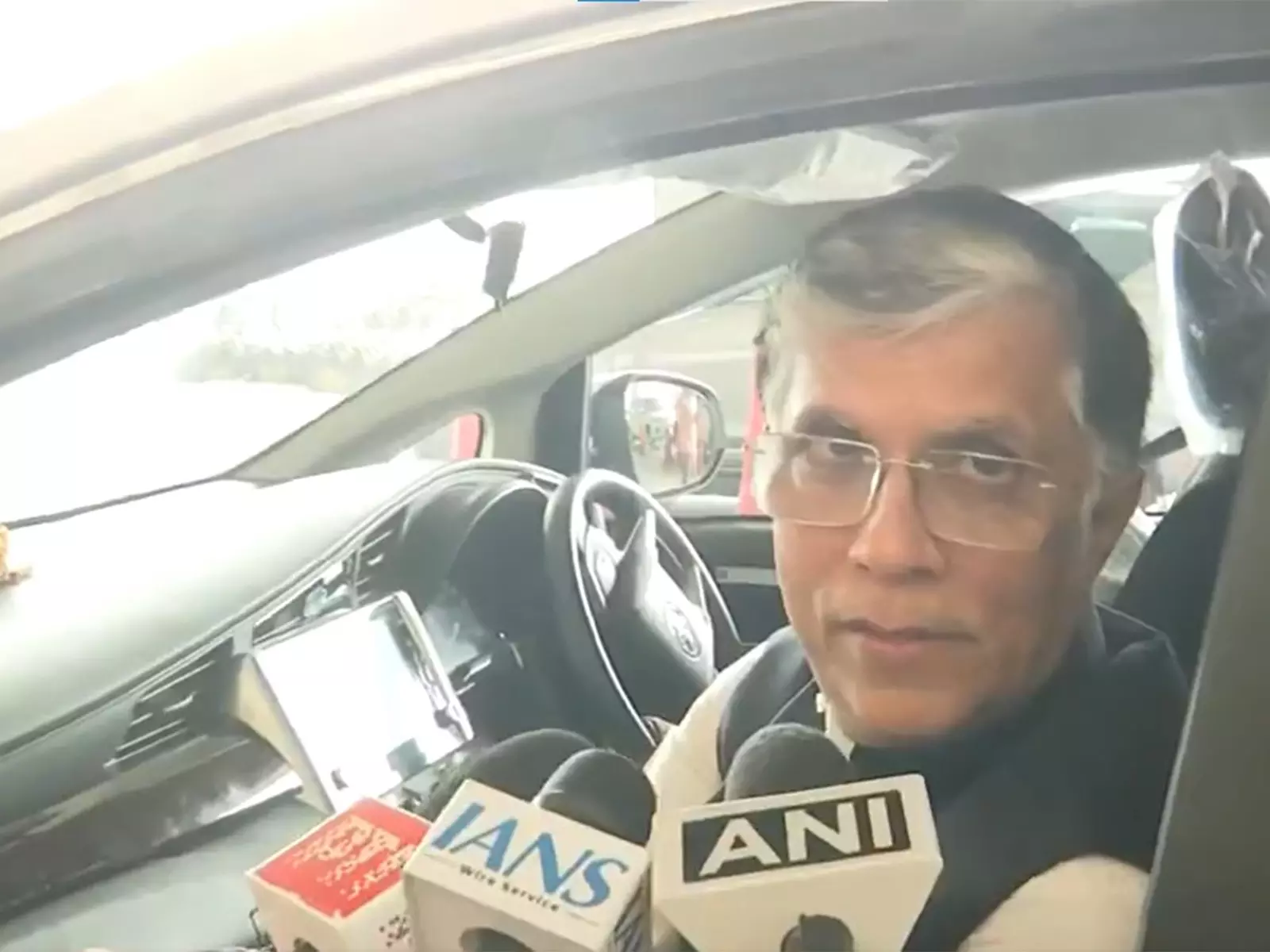 Pawan Khera ने महागठबंधन में टकराव के दावों का किया खंडन Pawan Khera ने महागठबंधन में टकराव के दावों का किया खंडन