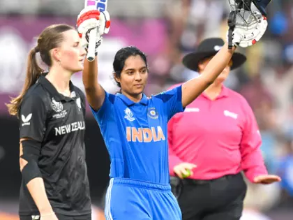 Womens World Cup: भारत बनाम न्यूजीलैंड मैच में बारिश के कारण खेल रुका Womens World Cup: भारत बनाम न्यूजीलैंड मैच में बारिश के कारण खेल रुका