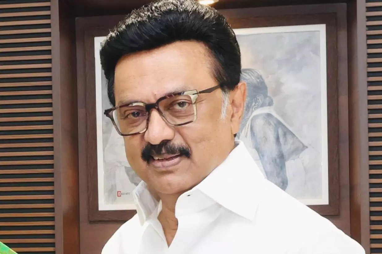 Tamil Nadu ने सफाई कर्मचारियों के लिए मुफ्त भोजन की घोषणा की Tamil Nadu ने सफाई कर्मचारियों के लिए मुफ्त भोजन की घोषणा की