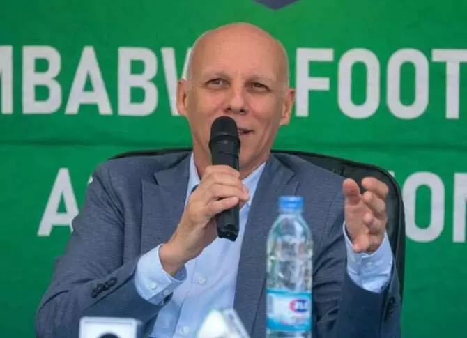 खराब प्रदर्शन के बाद ज़िम्बाब्वे ने कोच Michael Nees को निकाला खराब प्रदर्शन के बाद ज़िम्बाब्वे ने कोच Michael Nees को निकाला