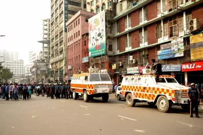 Bangladesh में बकाया वेतन के विरोध में प्रदर्शन में पांच श्रमिक घायल Bangladesh में बकाया वेतन के विरोध में प्रदर्शन में पांच श्रमिक घायल