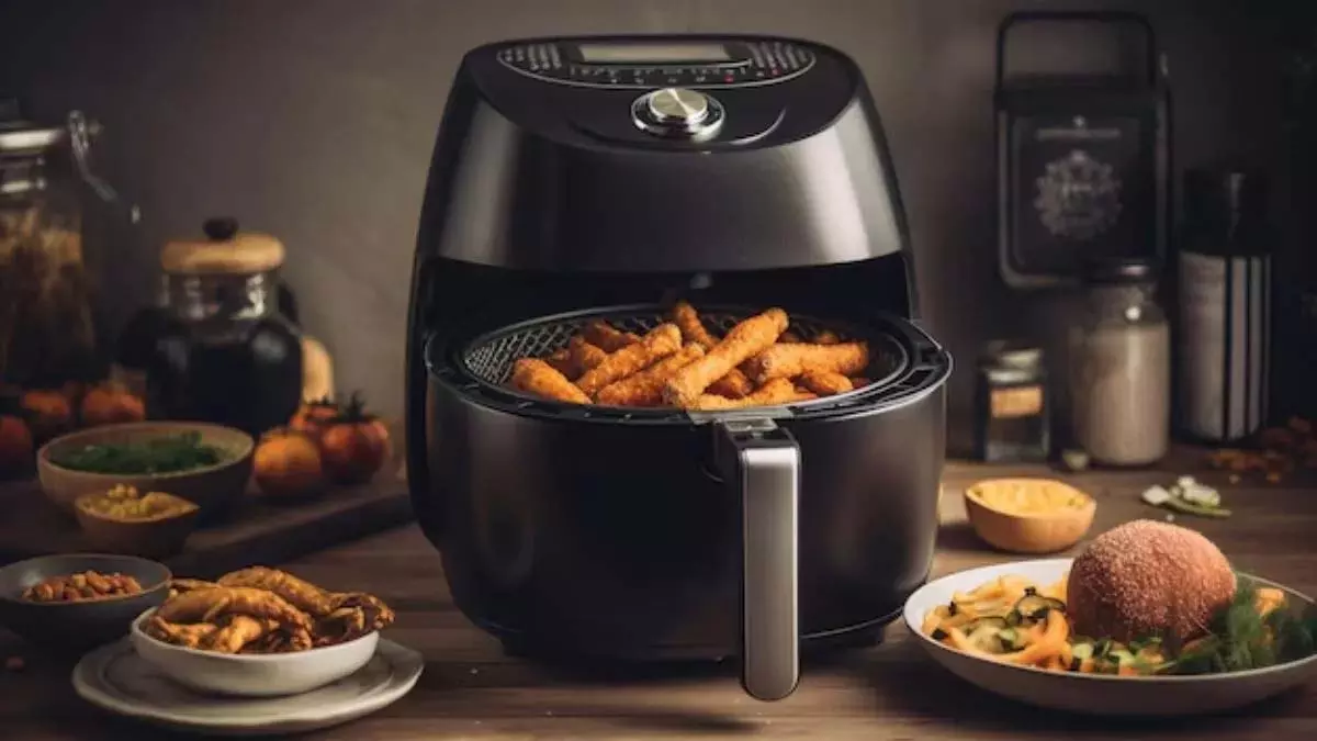 Air Fryer, खरीदने से पहले जानें ये जरूरी बातें, खरीदारी बनेगी आसान Air Fryer, खरीदने से पहले जानें ये जरूरी बातें, खरीदारी बनेगी आसान