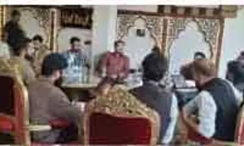 आरक्षण नीति: JKSA ने सरकार से बातचीत के लिए 10 सदस्यीय समिति बनाई आरक्षण नीति: JKSA ने सरकार से बातचीत के लिए 10 सदस्यीय समिति बनाई