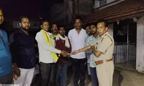 हाथी के हमले में ग्रामीण की मौत, मृतक के परिजन को मिली तात्कालिक सहायता राशि