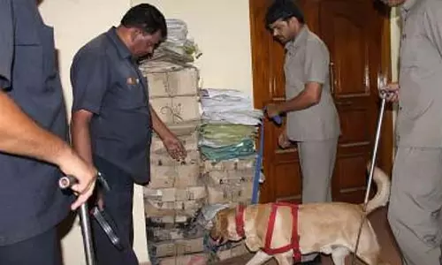 Tamil Nadu: अवाडी के पास 3 प्राइवेट स्कूलों को बम से उड़ाने की धमकी
