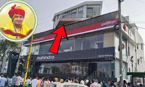 Indore : सीनियर कांग्रेस लीडर प्रवेश अग्रवाल की उनके घर में आग लगने से दम घुटने से मौत Indore : सीनियर कांग्रेस लीडर प्रवेश अग्रवाल की उनके घर में आग लगने से दम घुटने से मौत