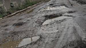Bengaluru के निवासियों ने नागरिक समस्याओं पर ‘बाहरी’ शब्द का मज़ाक उड़ाया