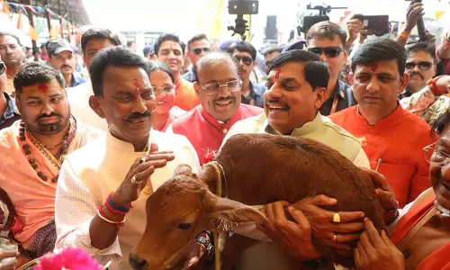MP : सीएम मोहन यादव ने गाय के दूध की वकालत की, अंडों पर नाराज़गी जताई