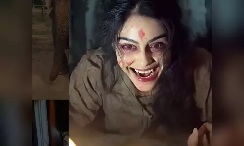 Adah Sharma ने हैलोवीन से पहले शेयर किया अपना डरावना लुक Adah Sharma ने हैलोवीन से पहले शेयर किया अपना डरावना लुक