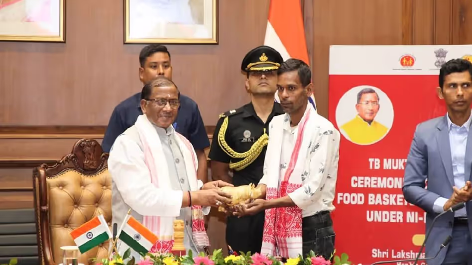 Assam के राज्यपाल ने 100 टीबी मरीजों को गोद लिया