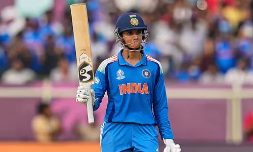 Womens World Cup: स्मृति मंधाना ने शतक बनाया Womens World Cup: स्मृति मंधाना ने शतक बनाया