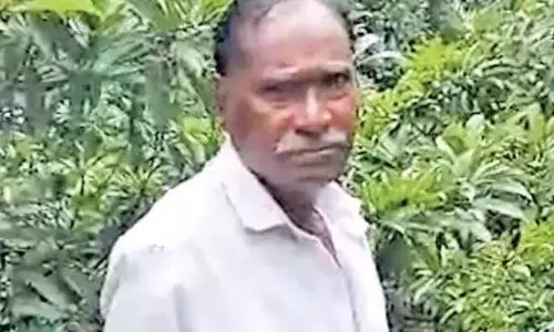 Tuni: नाबालिग लड़की बलात्कार मामले का आरोपी मृत पाया गया Tuni: नाबालिग लड़की बलात्कार मामले का आरोपी मृत पाया गया