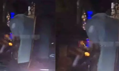 Gurugram: थार में सवार व्यक्ति ने चलती कार से सड़क पर पेशाब किया