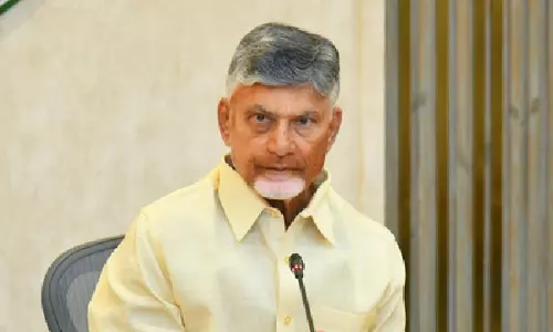 Andhra में भारी बारिश, सीएम नायडू ने दुबई से स्थिति का जायजा लिया