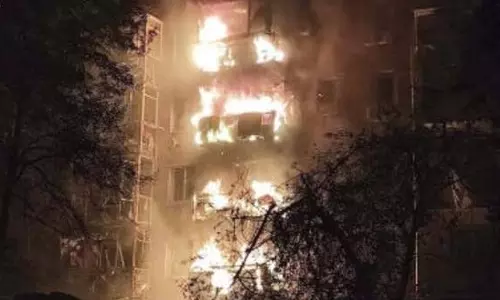 Ukraine war से भारी ग्रीनहाउस गैस एमिशन, रूस को क्लाइमेट नुकसान की भरपाई करनी चाहिए Ukraine war से भारी ग्रीनहाउस गैस एमिशन, रूस को क्लाइमेट नुकसान की भरपाई करनी चाहिए
