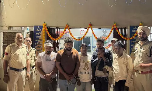सूर्या मॉल में महिला से छेड़छाड़ और पुलिस के साथ मारपीट, पांच आरोपी गिरफ्तार