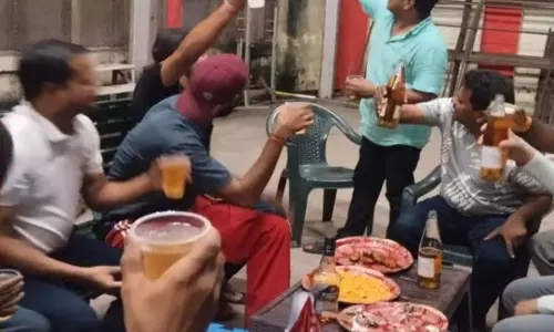 बॉक्सिंग रिंग में शराब पीने के मामले में जनहित याचिका हाईकोर्ट में दर्ज