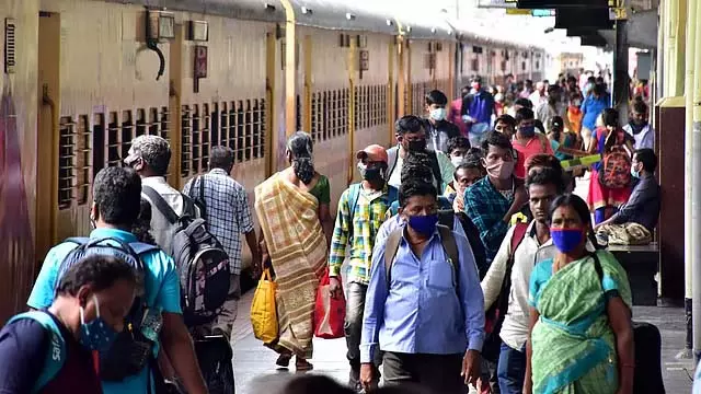 Tamil Nadu: ट्रेन टिकट खरीदने के बहाने पैसे ऐंठने के आरोप में बिहार से दो गिरफ्तार Tamil Nadu: ट्रेन टिकट खरीदने के बहाने पैसे ऐंठने के आरोप में बिहार से दो गिरफ्तार