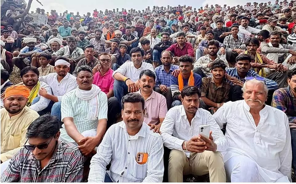 MP : झाबुआ में भैंस की प्रतीकात्मक बलि से अच्छी फसल का अनुमान MP : झाबुआ में भैंस की प्रतीकात्मक बलि से अच्छी फसल का अनुमान