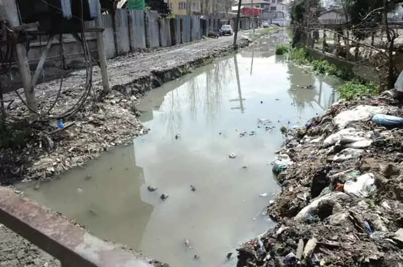 बडगाम दूध गंगा: सुप्रीम कोर्ट फैसले के उल्लंघन पर locals ने पीसीसी से हस्तक्षेप मांगा बडगाम दूध गंगा: सुप्रीम कोर्ट फैसले के उल्लंघन पर locals ने पीसीसी से हस्तक्षेप मांगा