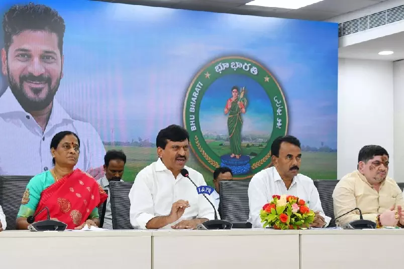 Telangana सरकार ने स्थानीय निकाय चुनावों के नियम में बदलाव का संकेत दिया Telangana सरकार ने स्थानीय निकाय चुनावों के नियम में बदलाव का संकेत दिया