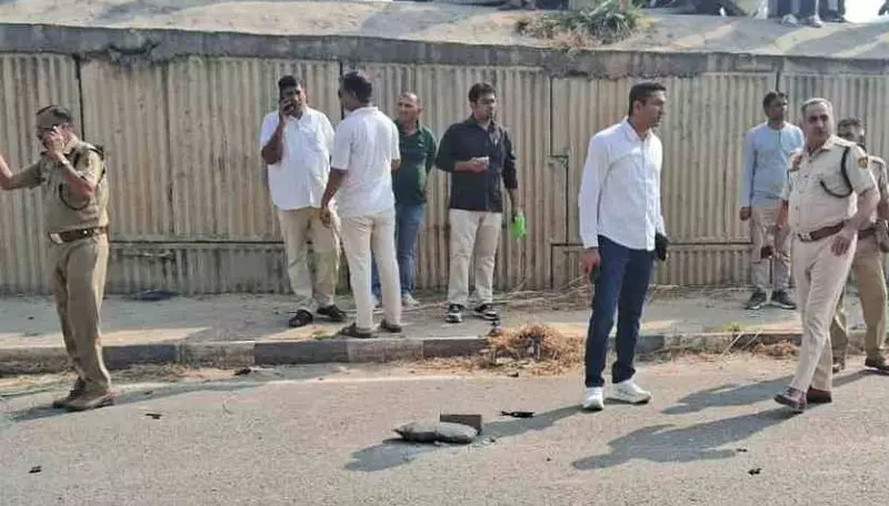 Haryana के सोनीपत में दिनदहाड़े पिता-पुत्र की गोली मारकर हत्या Haryana के सोनीपत में दिनदहाड़े पिता-पुत्र की गोली मारकर हत्या