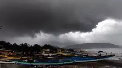 Kolkata: बंगाल की खाड़ी में सिस्टम सक्रिय, दक्षिण में बारिश की उम्मीद Kolkata: बंगाल की खाड़ी में सिस्टम सक्रिय, दक्षिण में बारिश की उम्मीद