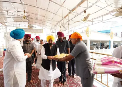 गुरु तेग बहादुर के स्मरण में Delhi से शुरू हो रहे विशेष कार्यक्रम गुरु तेग बहादुर के स्मरण में Delhi से शुरू हो रहे विशेष कार्यक्रम