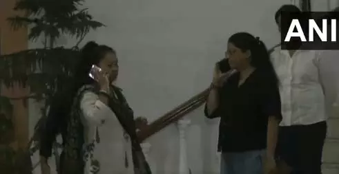 जुबीन गर्ग मौत केस: पत्नी गरिमा सैकिया ने SIT के सामने दिया बयान जुबीन गर्ग मौत केस: पत्नी गरिमा सैकिया ने SIT के सामने दिया बयान