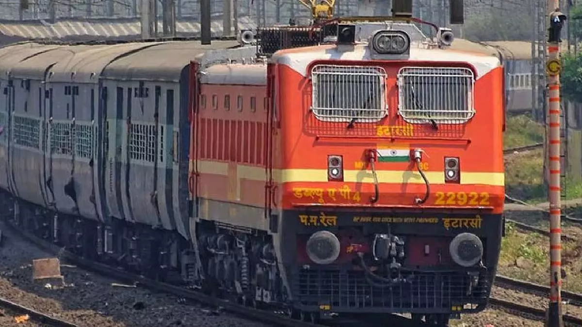 त्योहारी सीजन के दौरान Kharagpur मंडल में 6 विशेष ट्रेनें त्योहारी सीजन के दौरान Kharagpur मंडल में 6 विशेष ट्रेनें