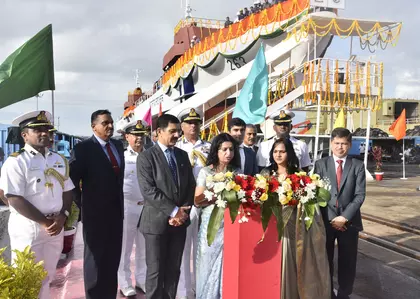 तटरक्षक बल ने Goa में 2 तेज़ गश्ती जहाज अजीत, अपराजित लॉन्च किए तटरक्षक बल ने Goa में 2 तेज़ गश्ती जहाज अजीत, अपराजित लॉन्च किए