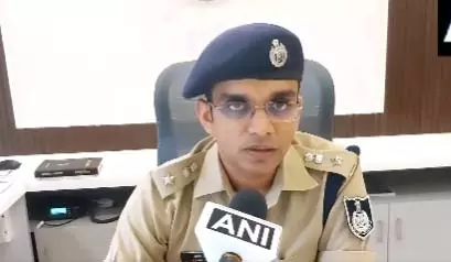 मस्जिद में धार्मिक दस्तावेज जलाने की कोशिश, मुख्य आरोपी गिरफ्तार मस्जिद में धार्मिक दस्तावेज जलाने की कोशिश, मुख्य आरोपी गिरफ्तार