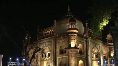 दिल्ली: केंद्रीय मंत्री गजेन्द्र सिंह शेखावत ने शाम-ए-ग़ज़ल कार्यक्रम में लिया हिस्सा दिल्ली: केंद्रीय मंत्री गजेन्द्र सिंह शेखावत ने शाम-ए-ग़ज़ल कार्यक्रम में लिया हिस्सा